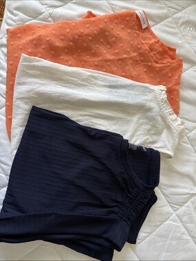 Size XXL Blouse Bundle (3)